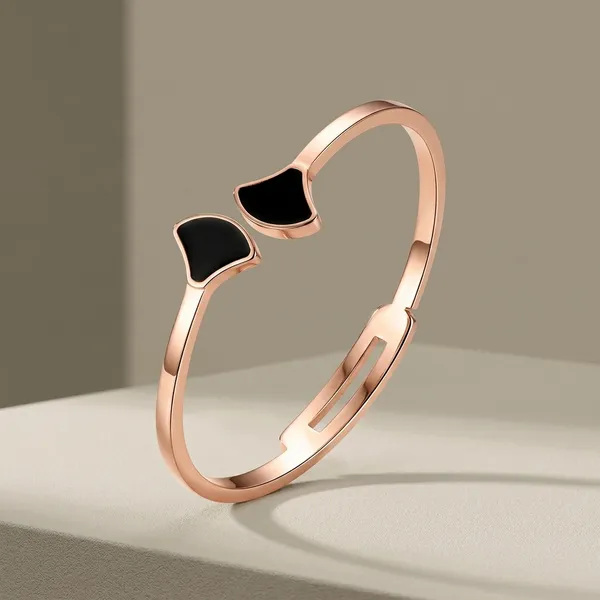 Rose_Gold_Stainless_Steel_Heart_Charm_Adjustable_Bangle_For_Women