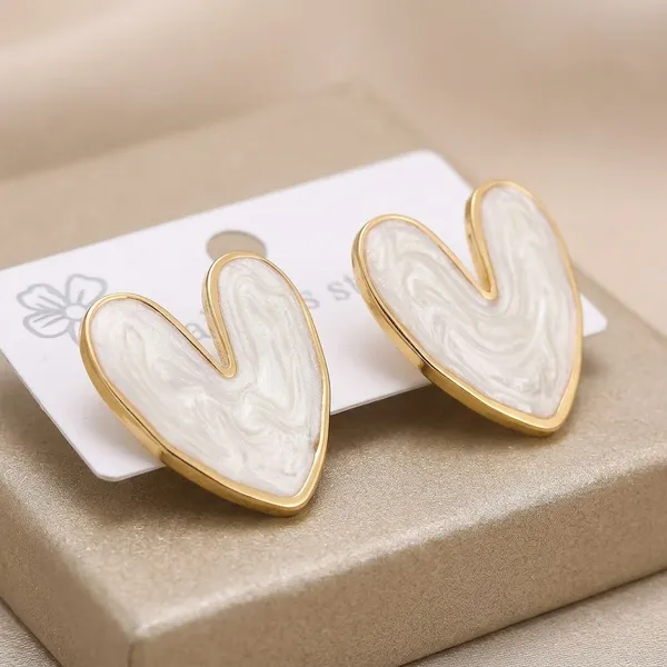 White_Pearlescent_Gold_Tone_Heart_Stud_Earrings_For_Women