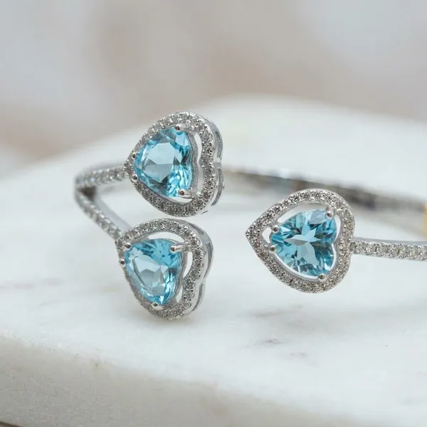 Blue_Sterling_Trinity_Heart_Stone_Kada_For_Women