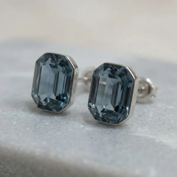 Gray_Silver_Sterling_Crystal_Stud_Earrings_For_Women