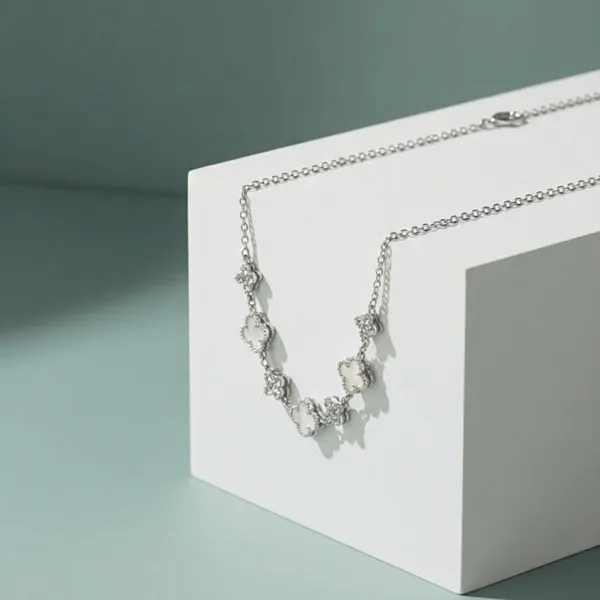 Silver_Stainless_Steel_Four_Leaf_Clover_Chain_For_Women