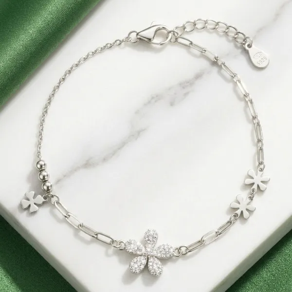 Silver_Sterling_Daisy_Cubic_Zirconia_Charm_Bracelet_For_Women