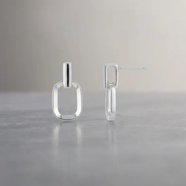 Silver_Sterling_Oval_Link_Minimal_Earrings_For_Women