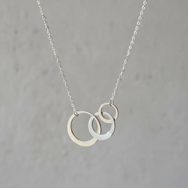 Silver_Sterling_Trinity_Pendant_Necklace_For_Women