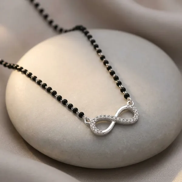 Silver_&_Black_Sterling_Infinity_Minimal_Mangalsutra_For_Women