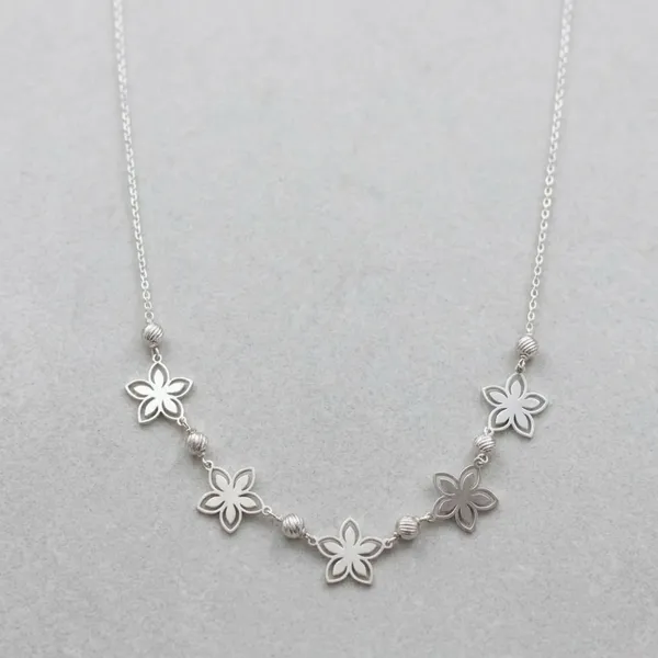 Silver_Sterling_Meadow_Drifter_Necklace_For_Women