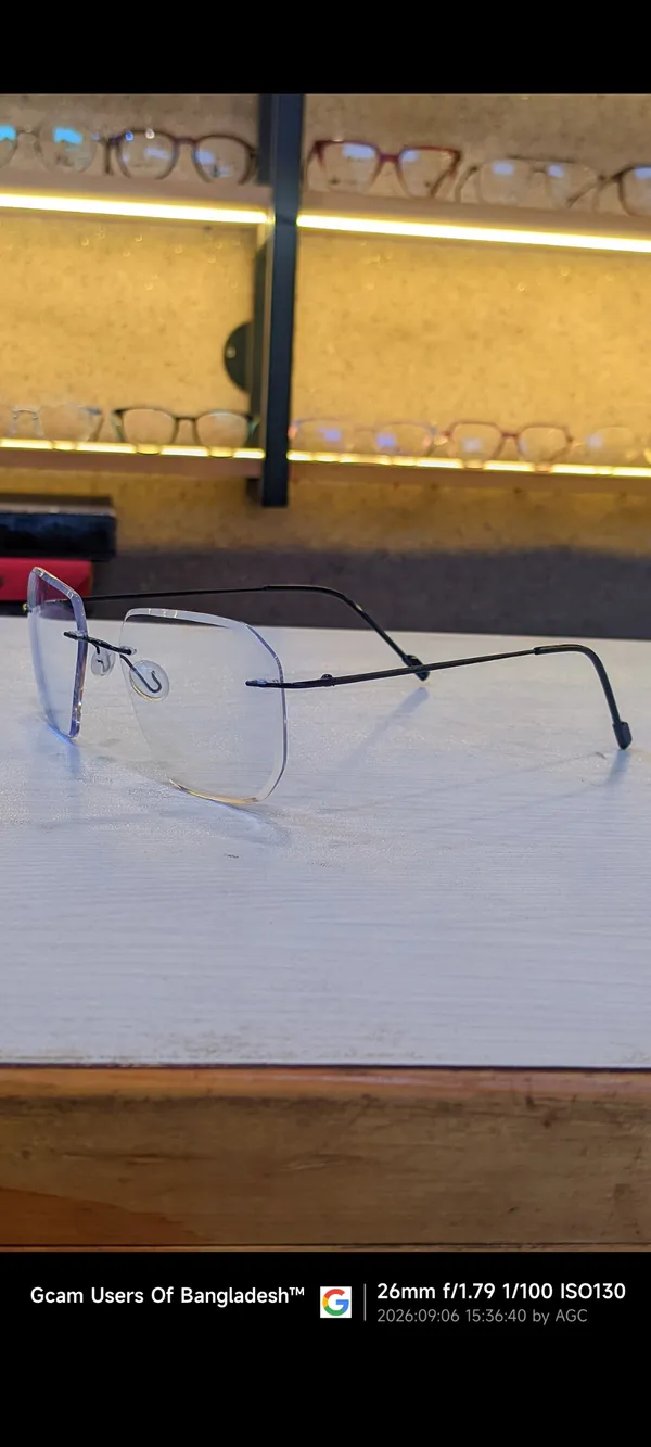 EYE-FI_RIMLESS_FRAME_WITH_BLUE_CUT_LENS