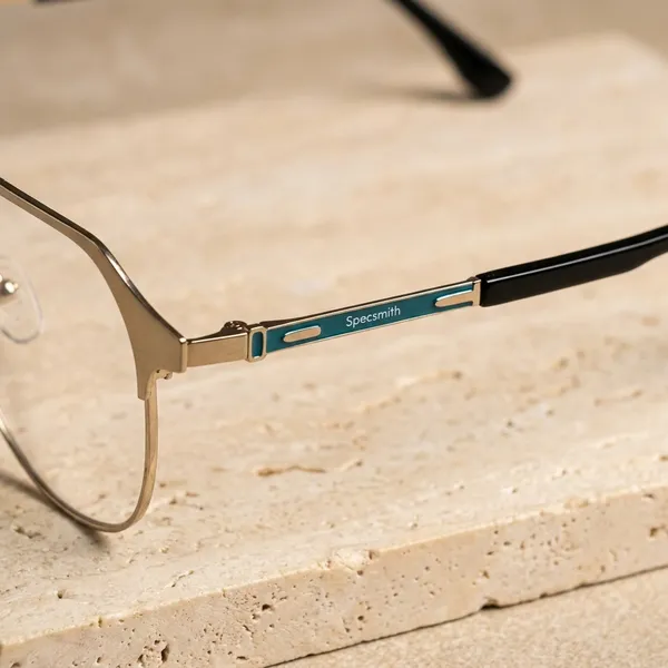 Silver_And_Black_Metal_Frame_Unisex_Eyeglasses