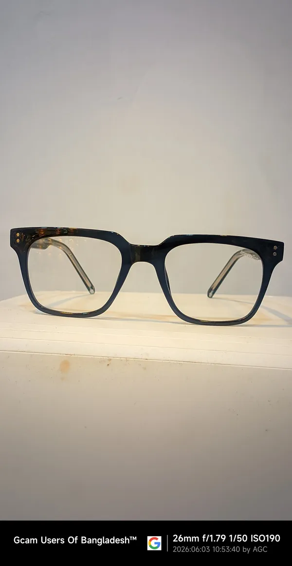 Black_Rectangular_Frame_Eyeglasses_For_Men_And_Women