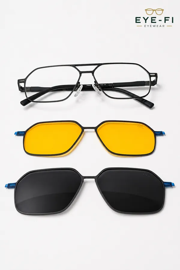 EYE-FI_ATTACHMENT_FRAME_WITH_TWO_METALIC_ATTACHMENT_