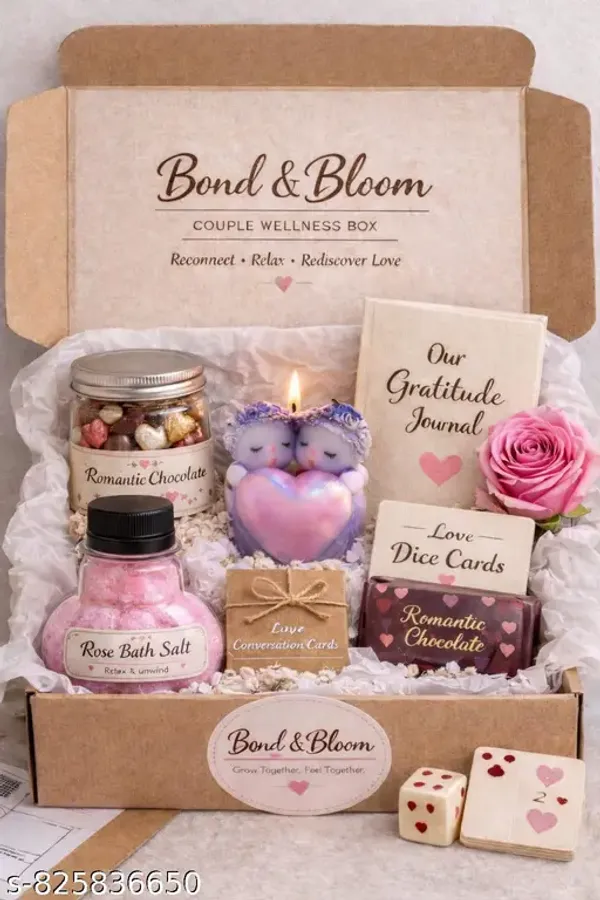 Couple_Wellness_Anniversary_Gift_Box_With_Candle_And_Bath_Salt