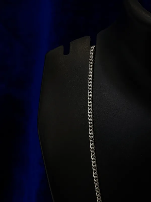 Silver_Curb_Chain_for_men_and_women