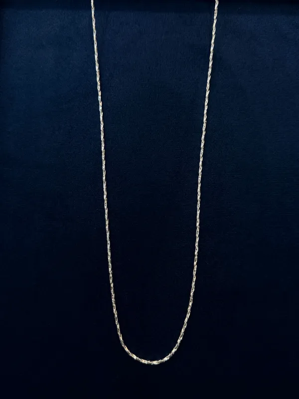 Silver_Twisted_Chain_For_Unisex