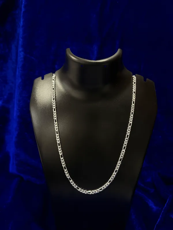 Silver_Figaro_Chain