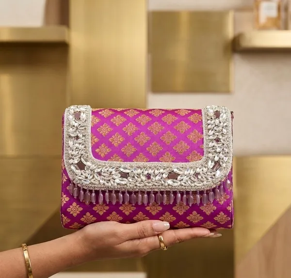 Brocade_Crystal_Beaded_Clutch