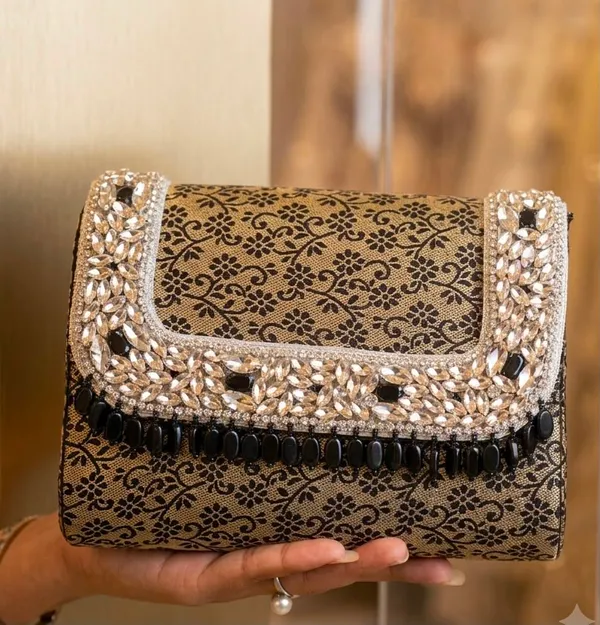 Brocade_Crystal_Beaded_Clutch