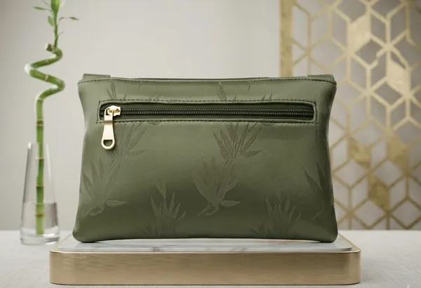 Embellished_V-flap_Leaf_Envelope_Clutch