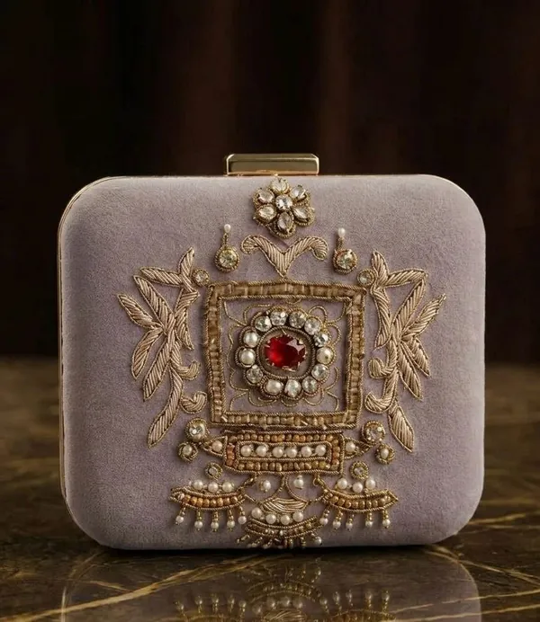Embroidered_Velvet_Square_Box_Clutch