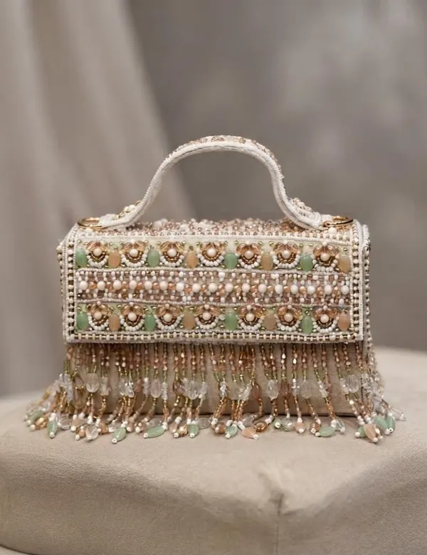 Handcrafted_beaded_fringe_flap_Clutch