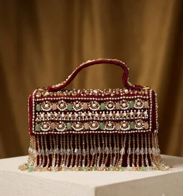 Handcrafted_beaded_fringe_flap_Clutch