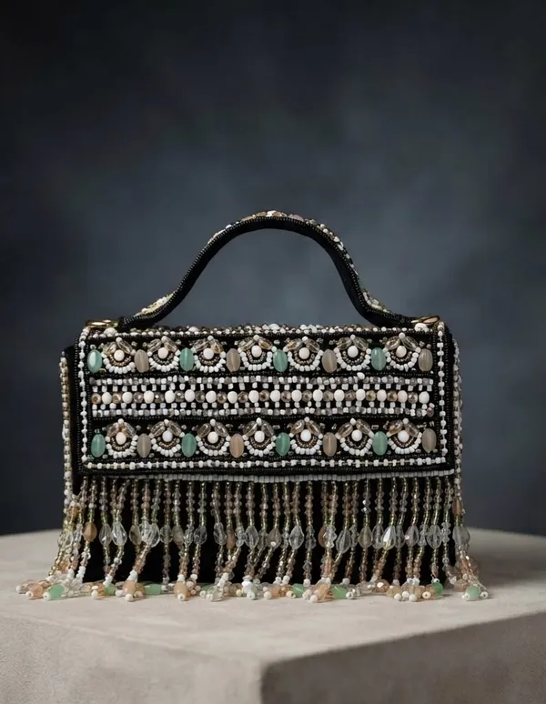 Handcrafted_beaded_fringe_flap_Clutch