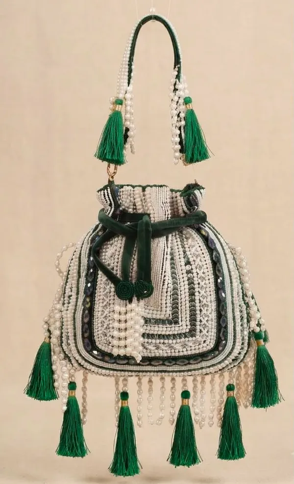 Handwork_Potli_with_Tessels_work
