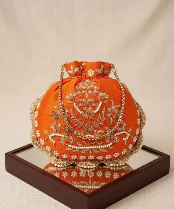Handwork_Zardosi_Work_Potlis