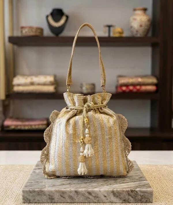 Metallic_Brocade_Drawstring_Potli_Bag