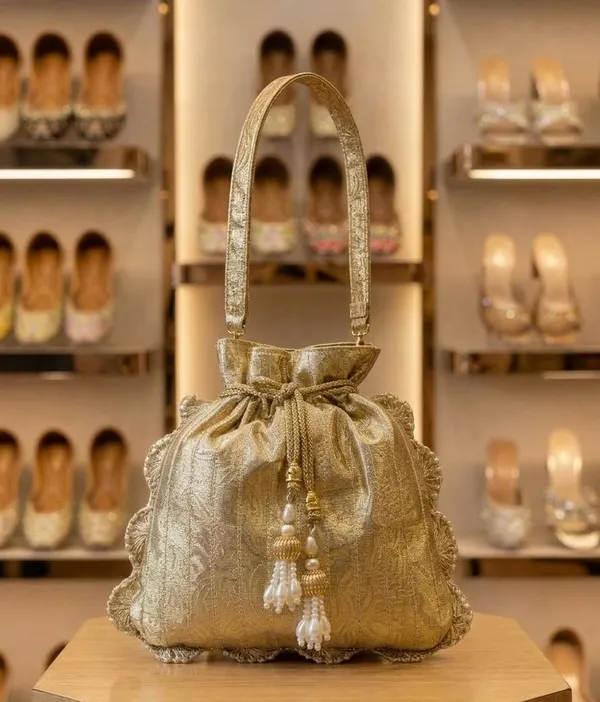 Metallic_Brocade_Drawstring_Potli_Bag