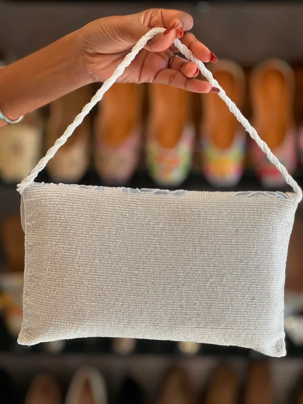 Pearl_Beaded_Flower_Flap_Clutch