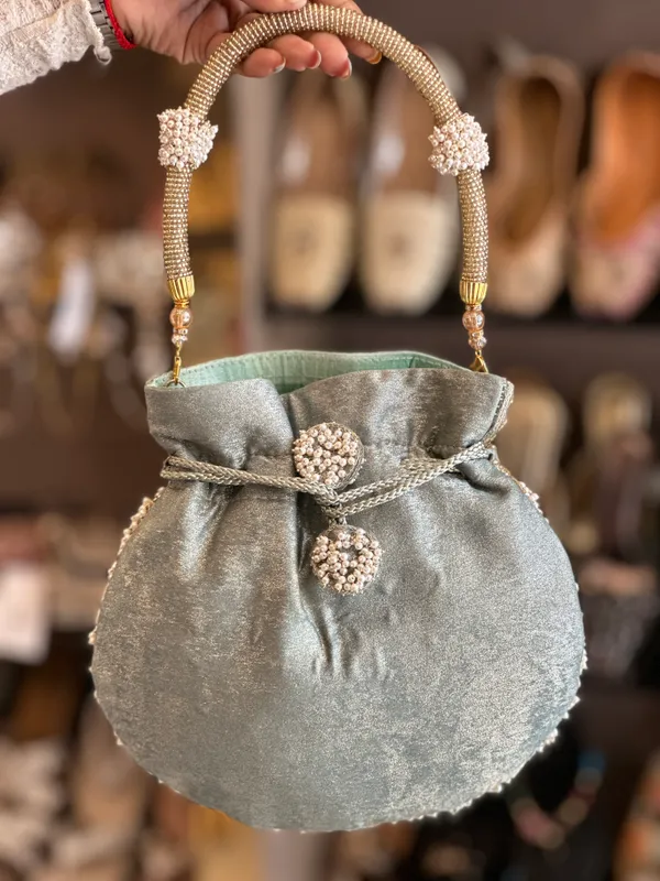 Regal_Bloom_Embroidered_Potli