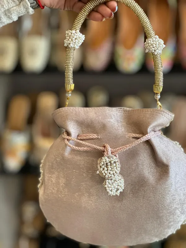 Regal_Bloom_Embroidered_Potli