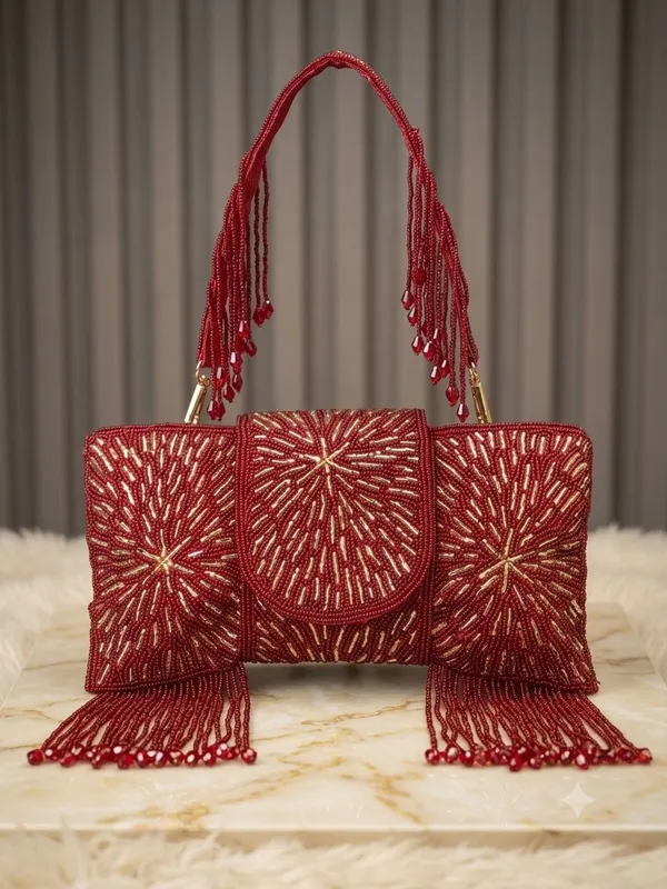 Handcrafted__Bead_Evening_Clutch