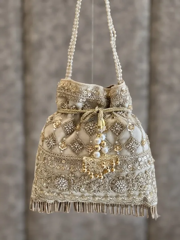 Traditional_Indian_Potli