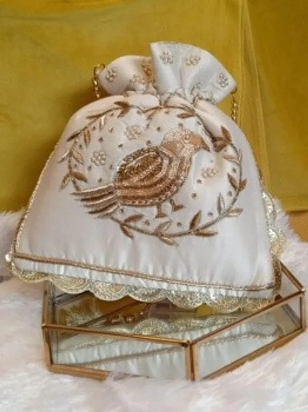 Bird_Handwork_Zardosi_Work_Potlis