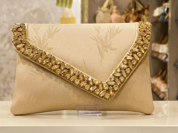 Embellished_V-flap_Leaf_Envelope_Clutch_Bag