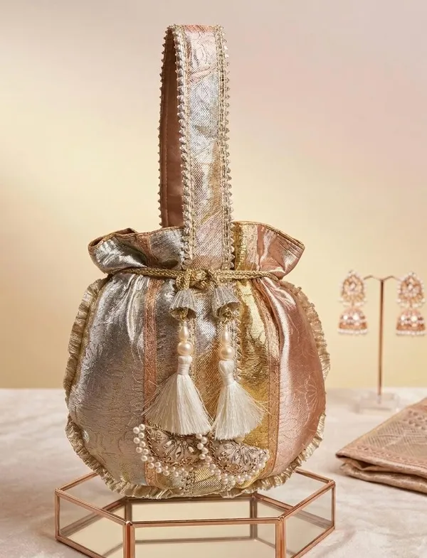Metallic_Brocade_Drawstring_Potli_Bag