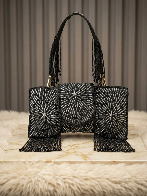 Handcrafted__Bead_Evening_Clutch