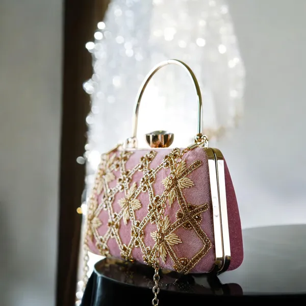 Pink_Kaveri_Designer_Clutch_Bag