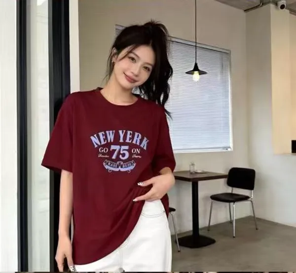 Maroon_Cotton_Oversized_Graphic_Print_T_Shirt_For_Women