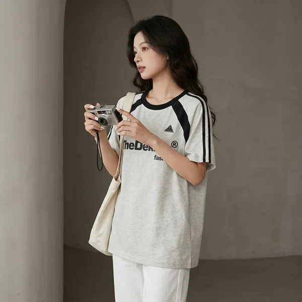 Grey_Cotton_Oversized_Raglan_Graphic_Print_T_Shirt_For_Women