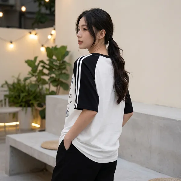 White_And_Black_Cotton_Raglan_Sleeve_Graphic_T_Shirt_For_Women