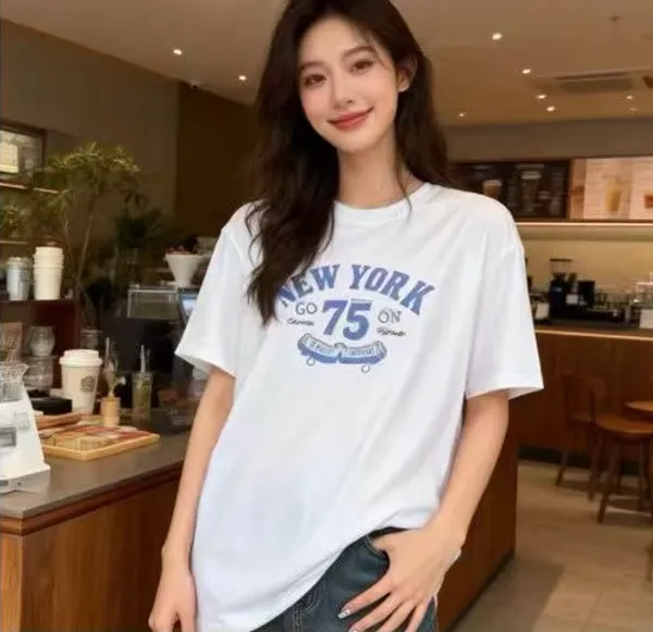 White_Cotton_Oversized_Graphic_Print_T_Shirt_For_Women