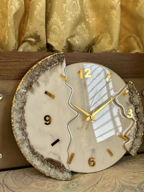 White_And_Gold_Resin_Premium_Wall_Clock_For_Home_Decor