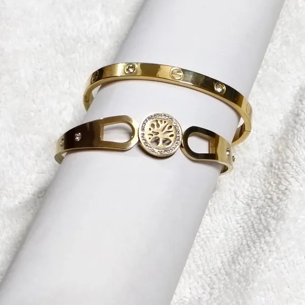 Gold_Alloy_Sleek_Finish_Bracelet_Combo_For_Women