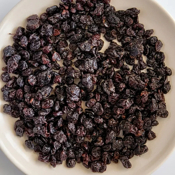 Premium_Dried_Black_Currants