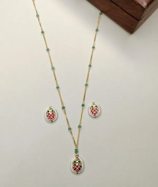 Gold_Brass_Copper_Pachi_Kundan_Necklace_Set_For_Women