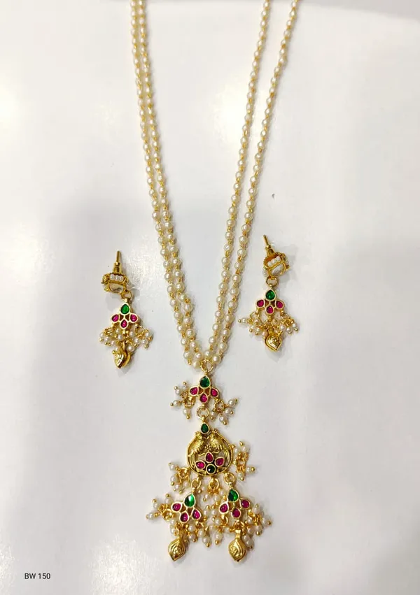 Gold_Brass_Copper_Pachi_Kundan_Necklace_Set_For_Women