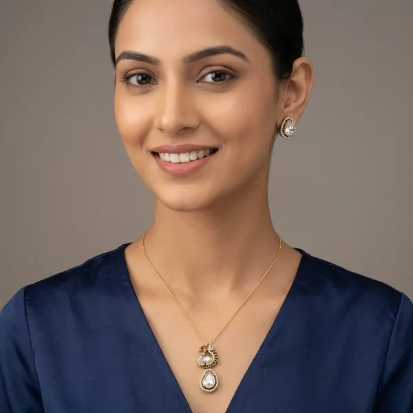 Gold_Brass_Copper_Moissanite_Stone_Necklace_Set_For_Women