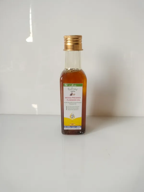 Wood-Pressed_Flaxseed_Oil